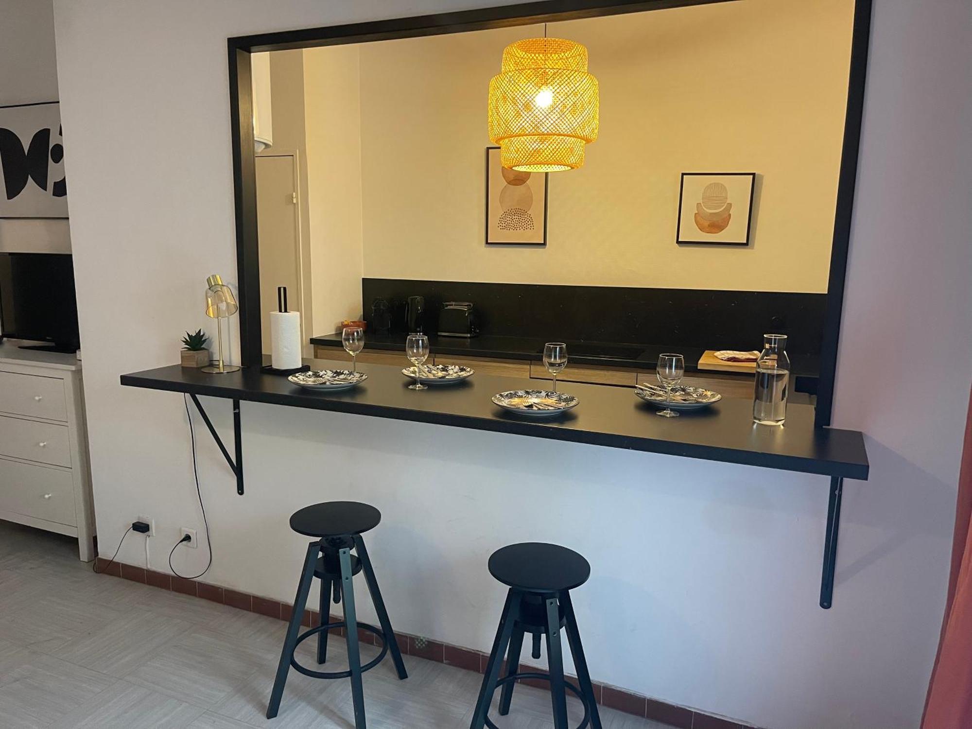 Appartement Intra Muros Avec Cour Privee Avignon Eksteriør bilde